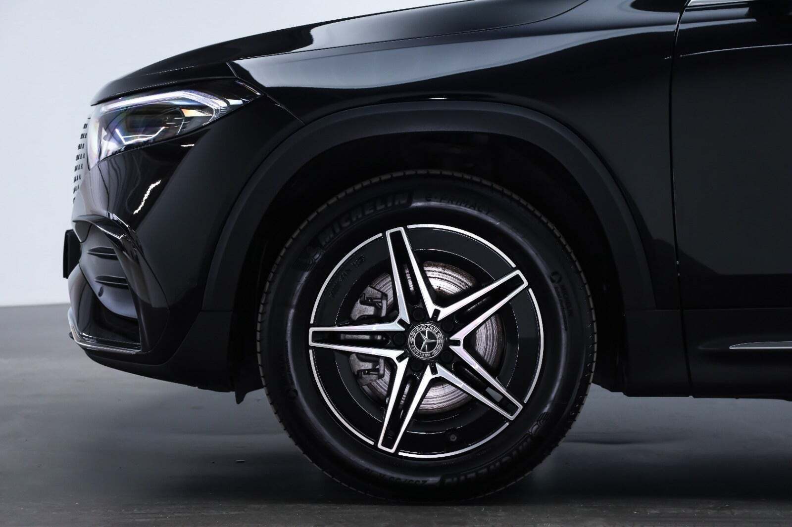 Mercedes EQB250+ AMG Premium