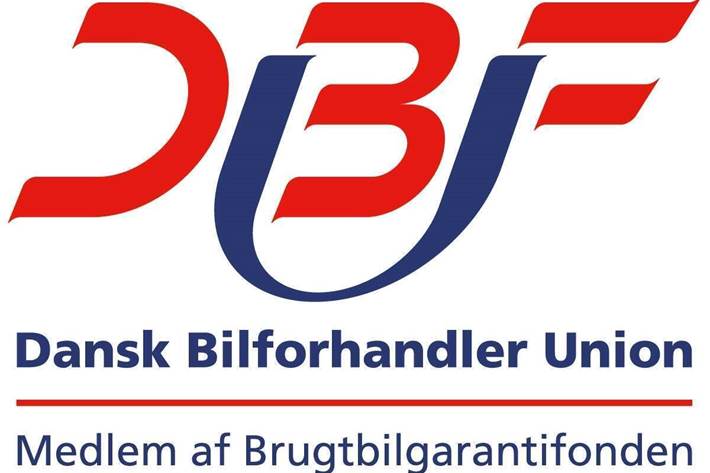 Grå Opel Karl fra 2016