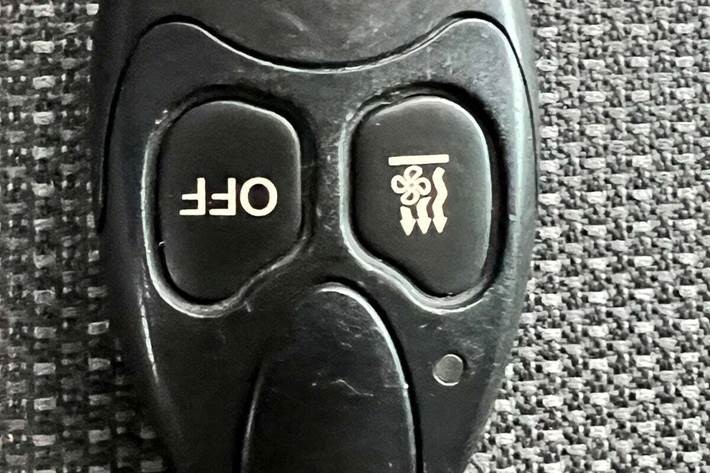 Sort Peugeot Expert fra 2021