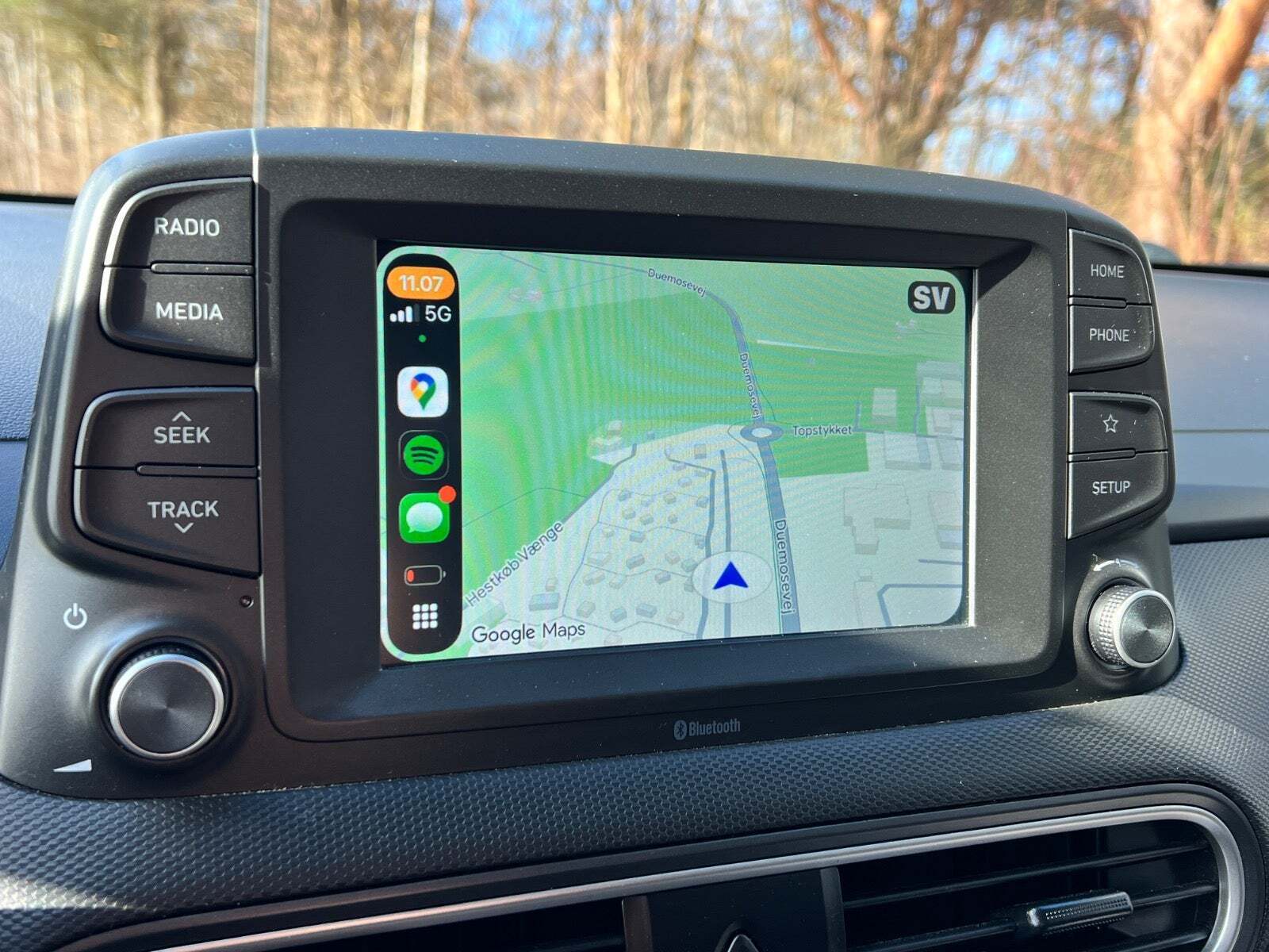 Grå Hyundai Kona fra 2020