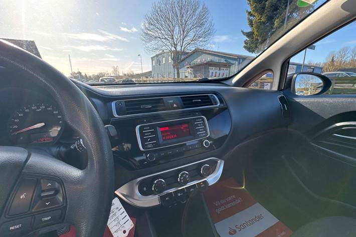 undefined Kia Rio fra 2016