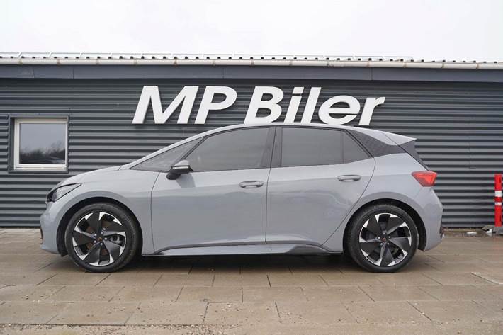 Grå Cupra Born fra 2023