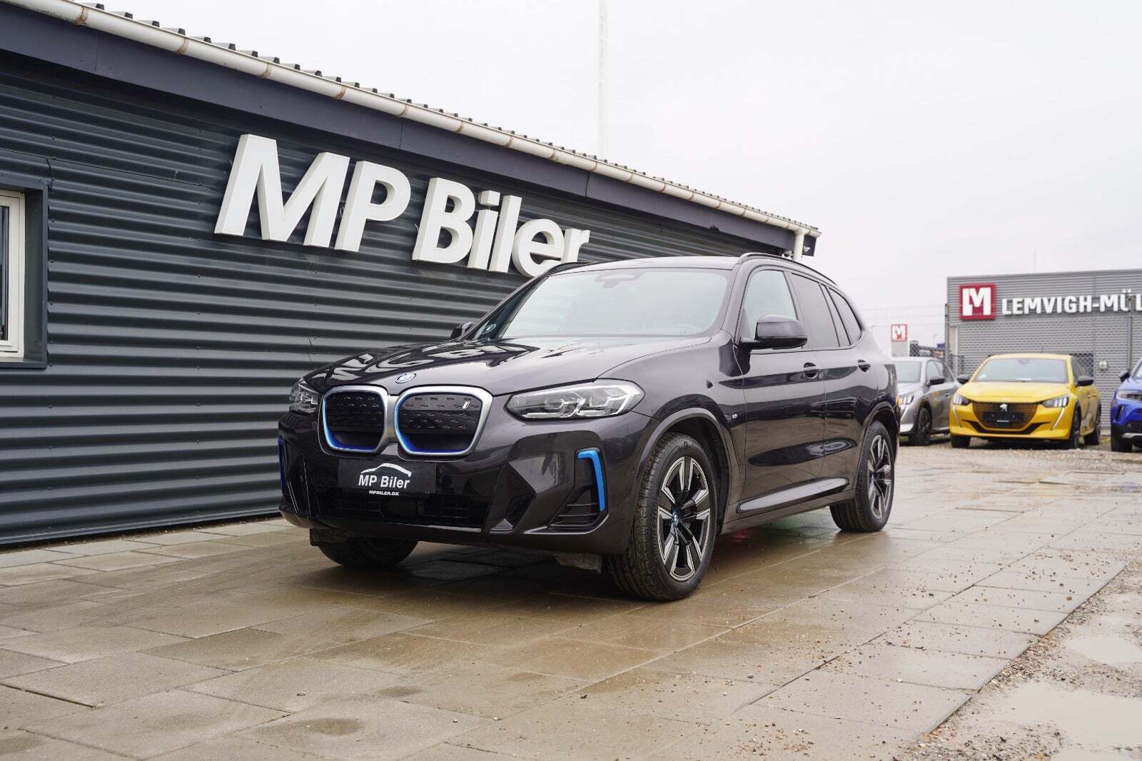 BMW iX3 Charged M-Sport