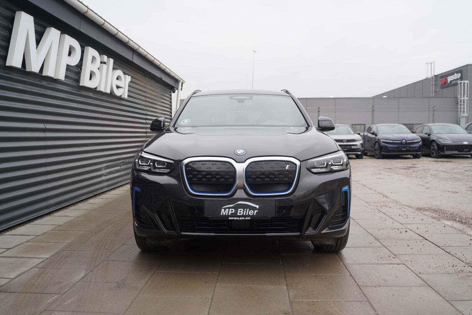 BMW iX3 Charged M-Sport