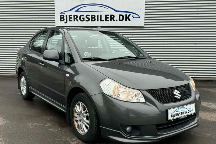 undefined Suzuki SX4 fra 2012 set udefra
