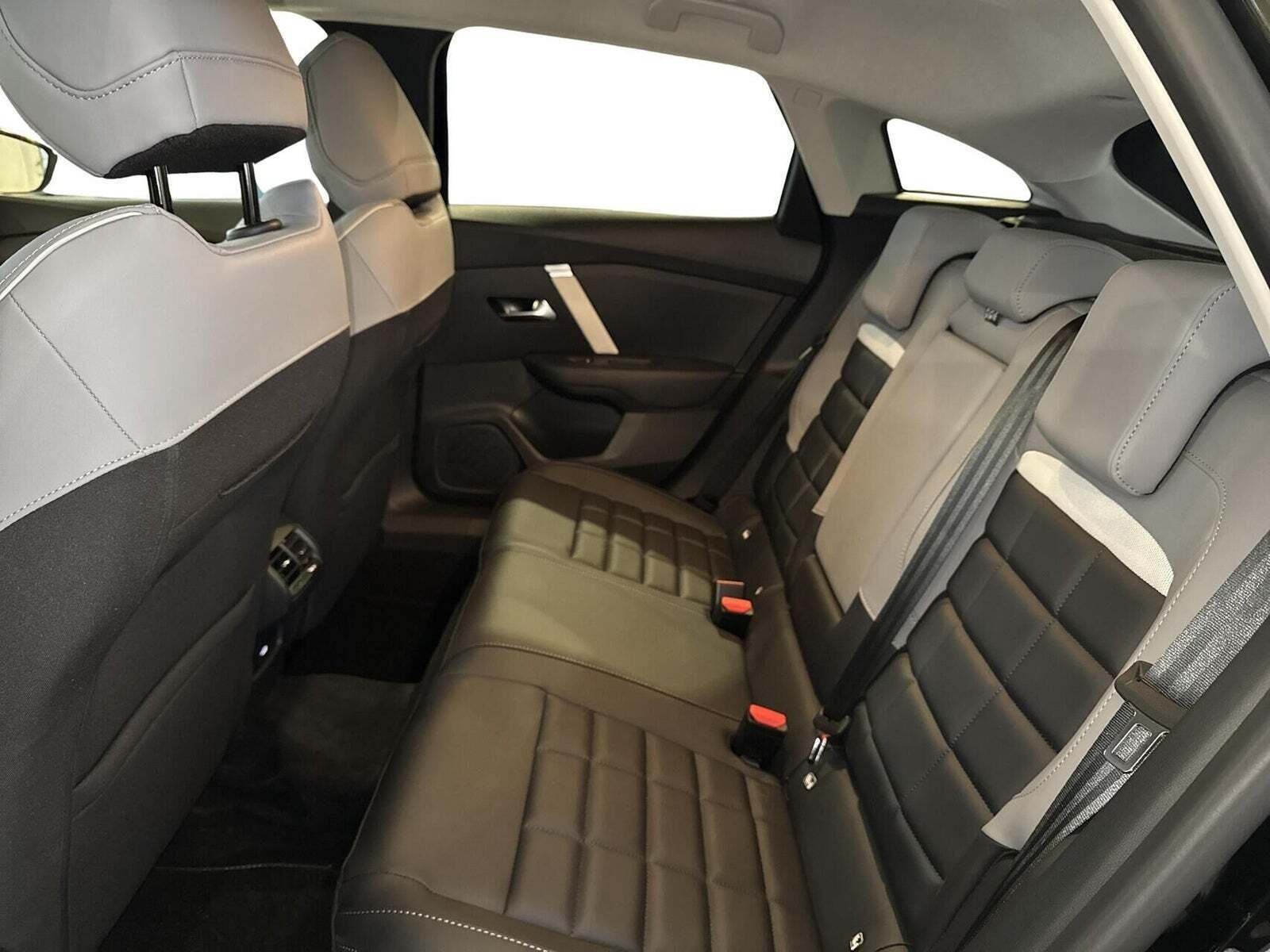 Citroën ë-C4 54 Max