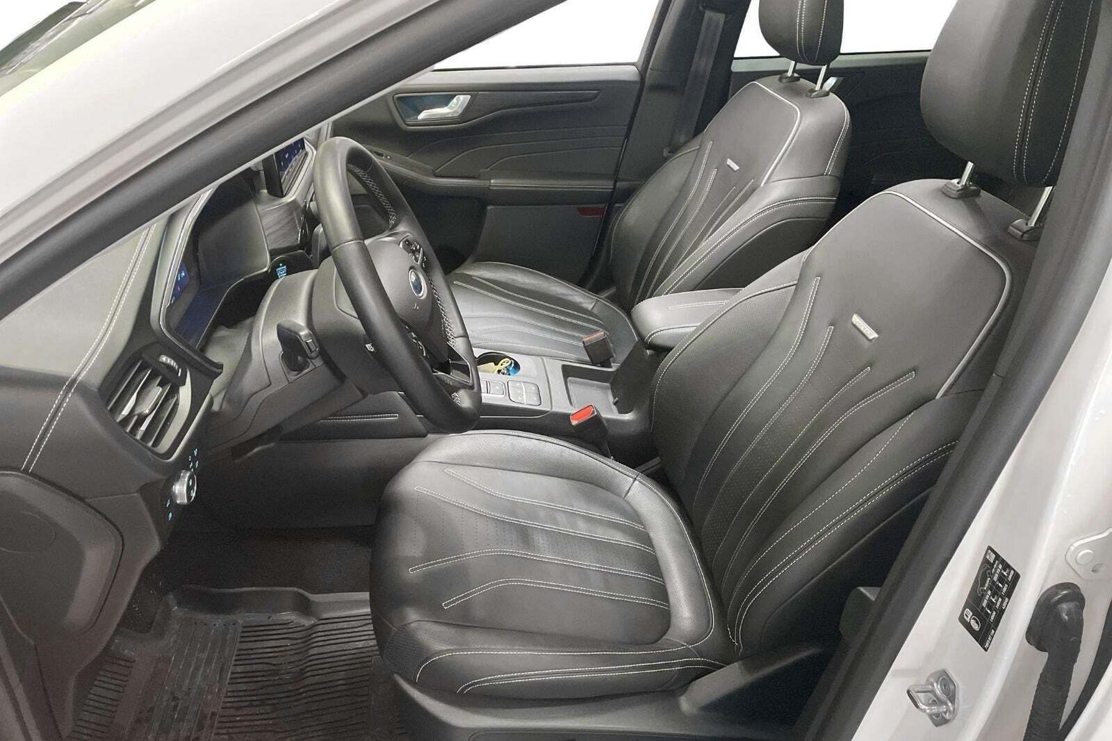 Ford Kuga 2,5 PHEV Vignale CVT