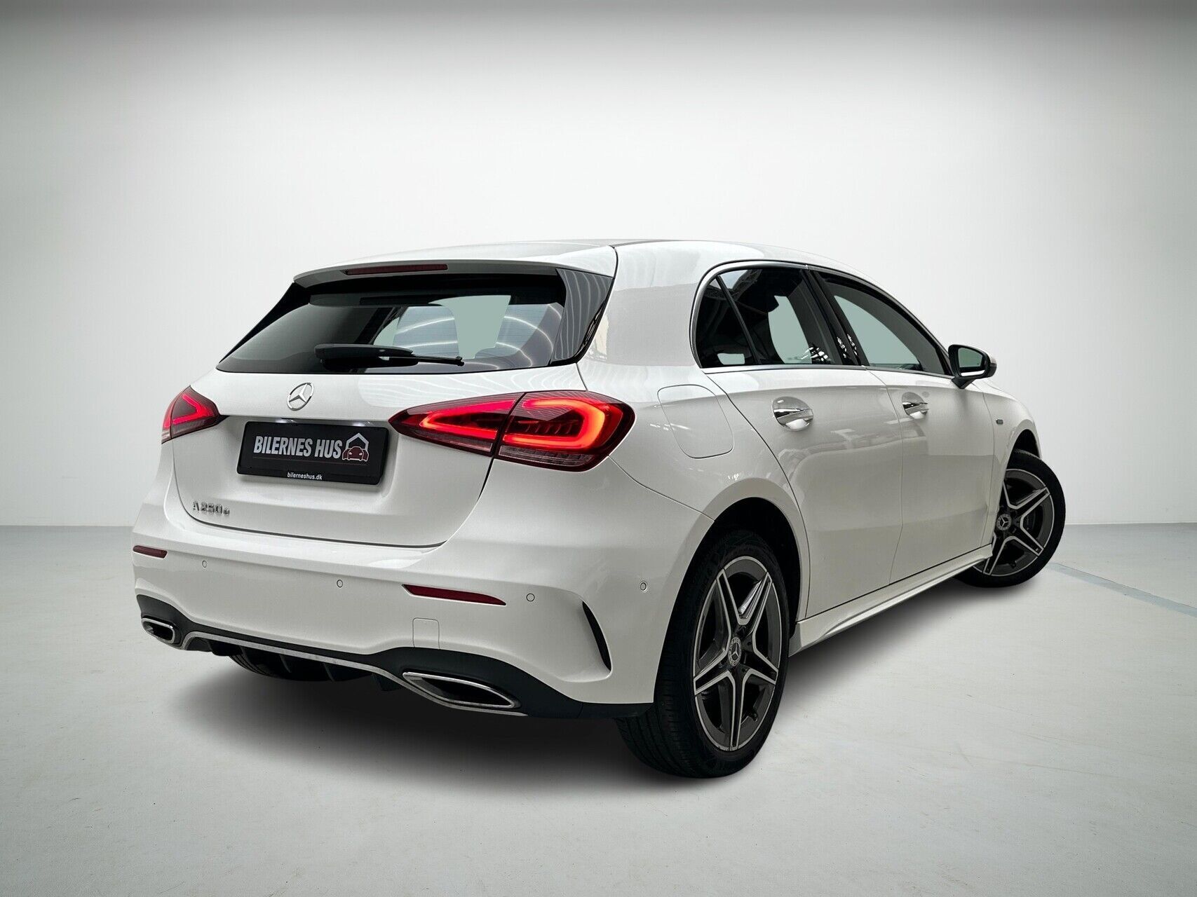 Mercedes A250 e 1,3 Plugin-hybrid AMG Line 8G-DCT 218HK 5d 8g Aut.