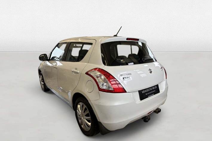 Grøn Suzuki Swift fra 2012