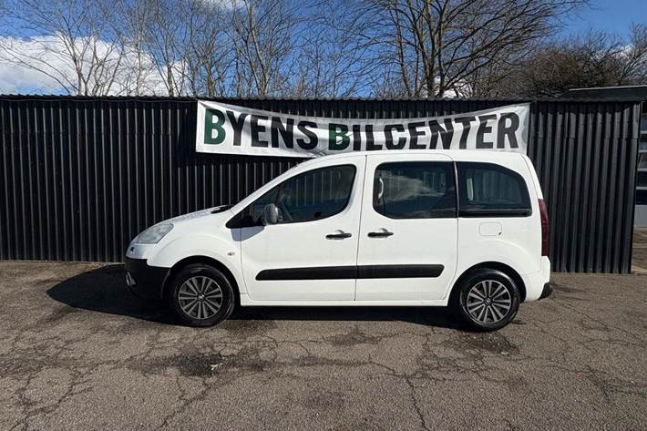 undefined Peugeot Partner Tepee fra 2012 set udefra