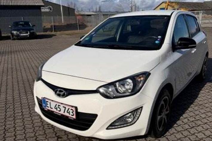 undefined Hyundai i20 fra 2014 set udefra