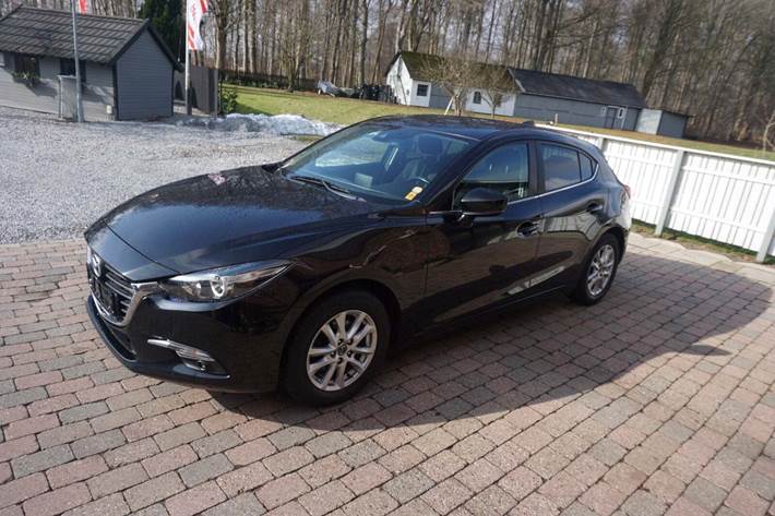 Sort Mazda 3 fra 2017