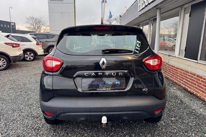 Sort Renault Captur fra 2015