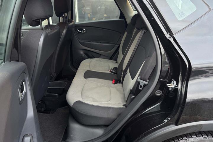 Sort Renault Captur fra 2015