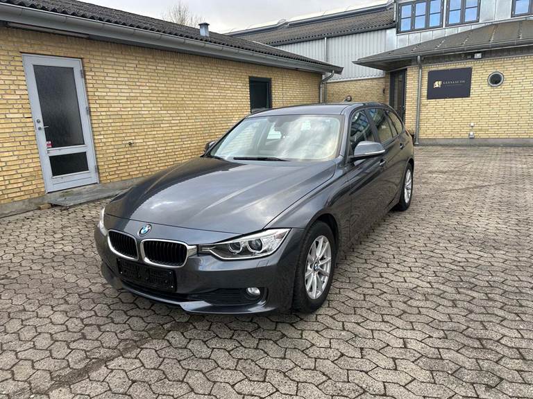 BMW 320d 2,0 Touring aut.