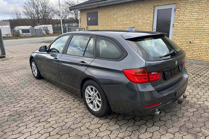 undefined BMW 320d fra 2014