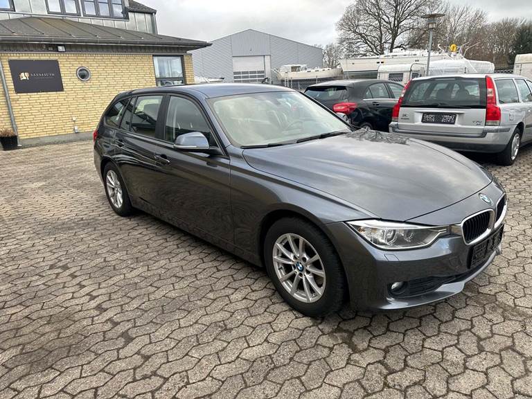 BMW 320d 2,0 Touring aut.