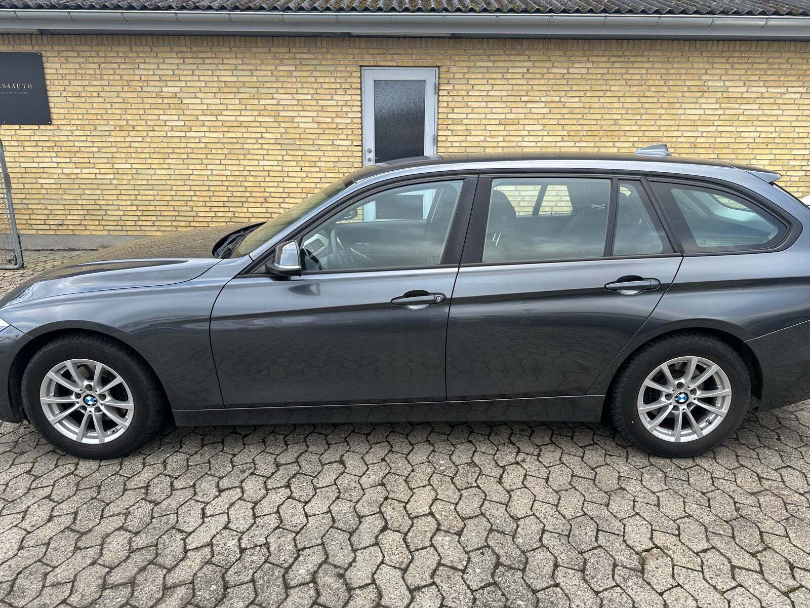 undefined BMW 320d fra 2014