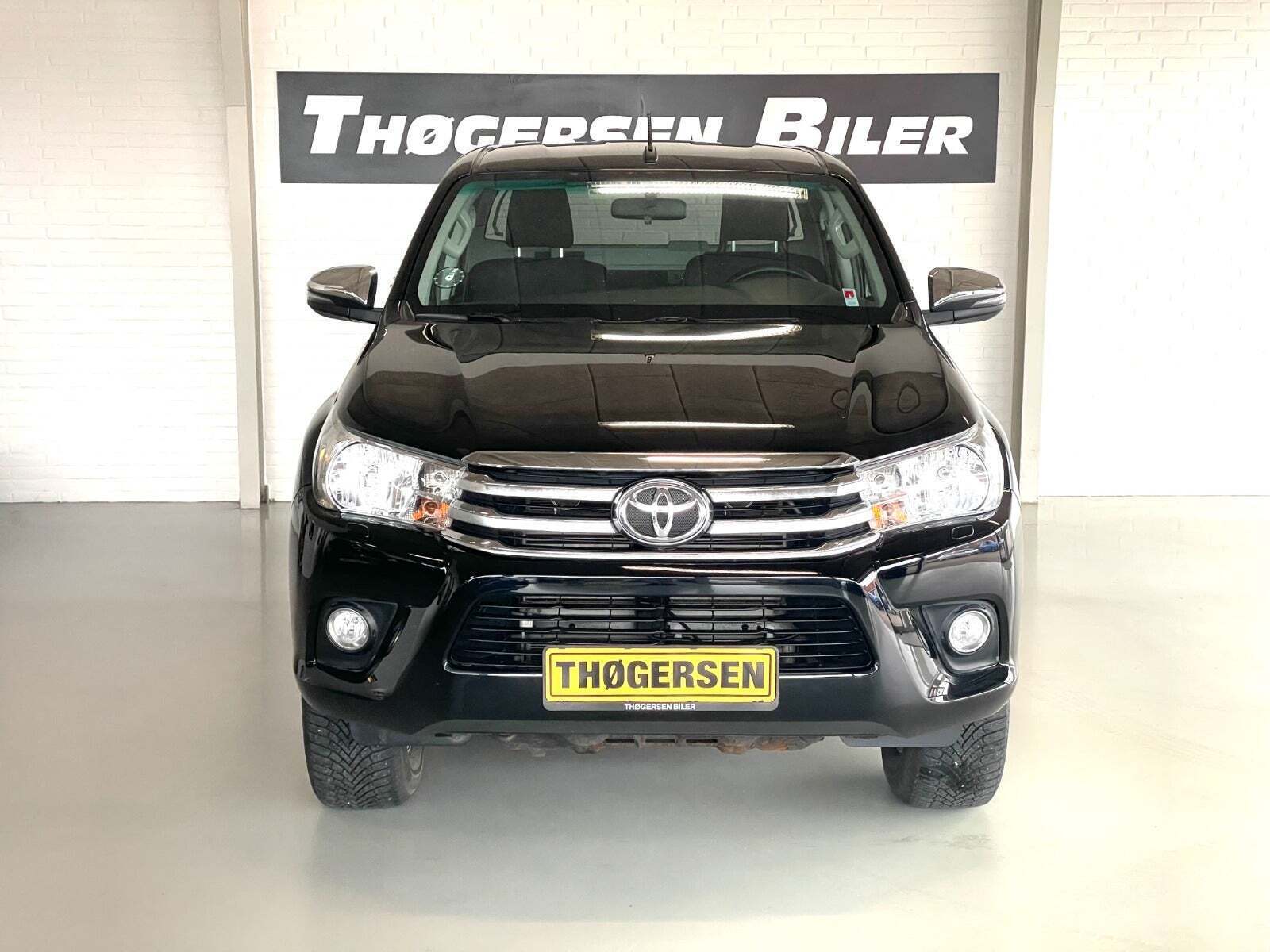 Toyota HiLux 2,4 D-4D 150 T3 Db.Kab aut. 4x4