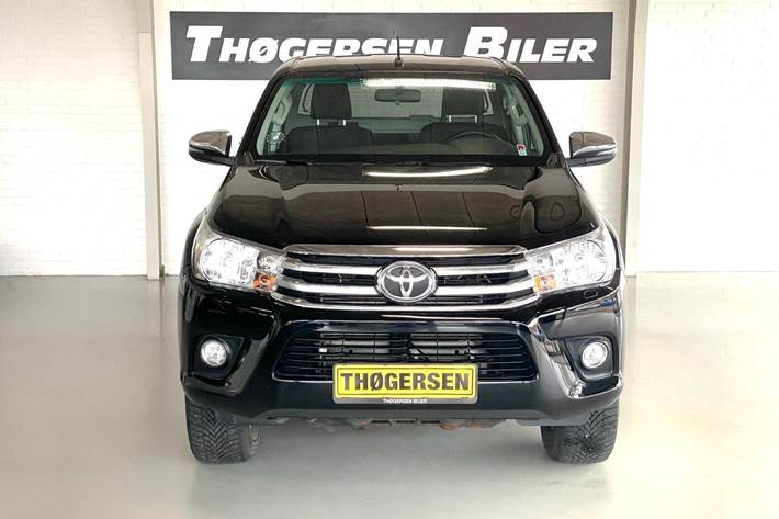 Sort Toyota HiLux fra 2019
