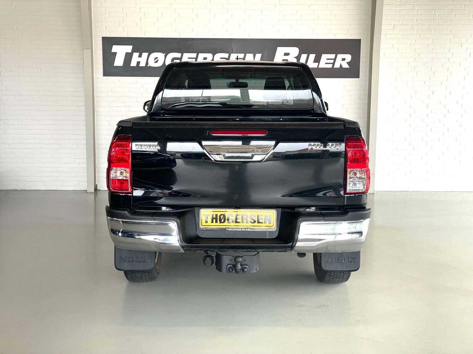 Toyota HiLux 2,4 D-4D 150 T3 Db.Kab aut. 4x4