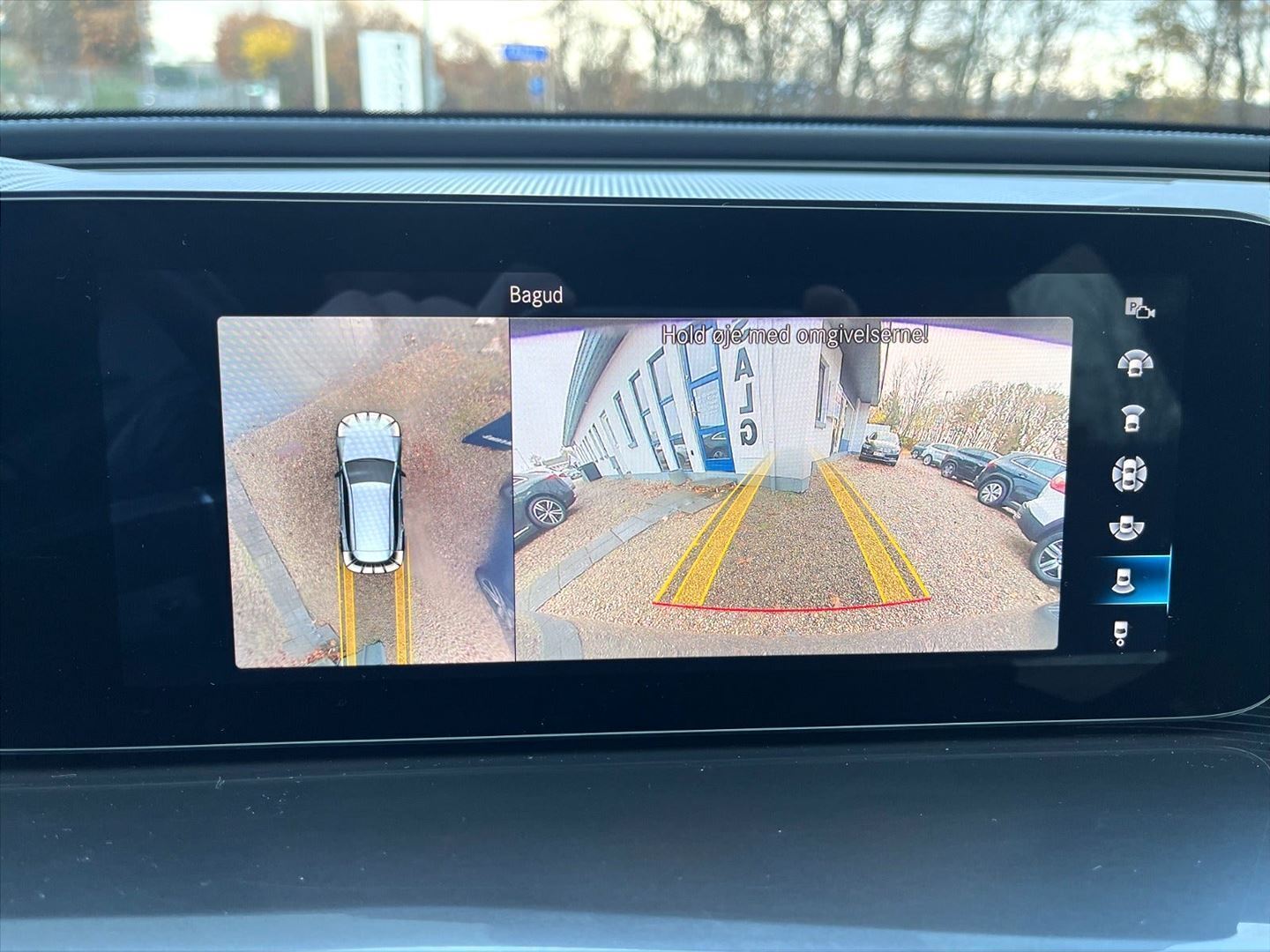 Grå Mercedes EQC 400 fra 2020