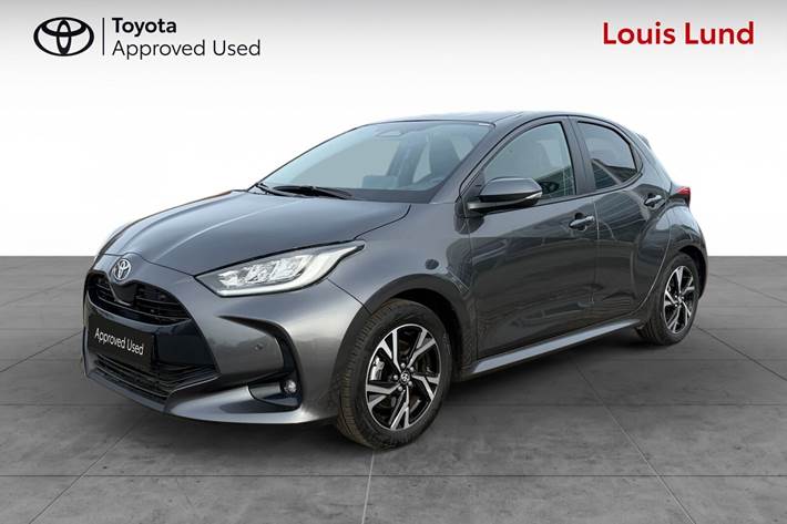 Grå Toyota Yaris fra 2025 set udefra