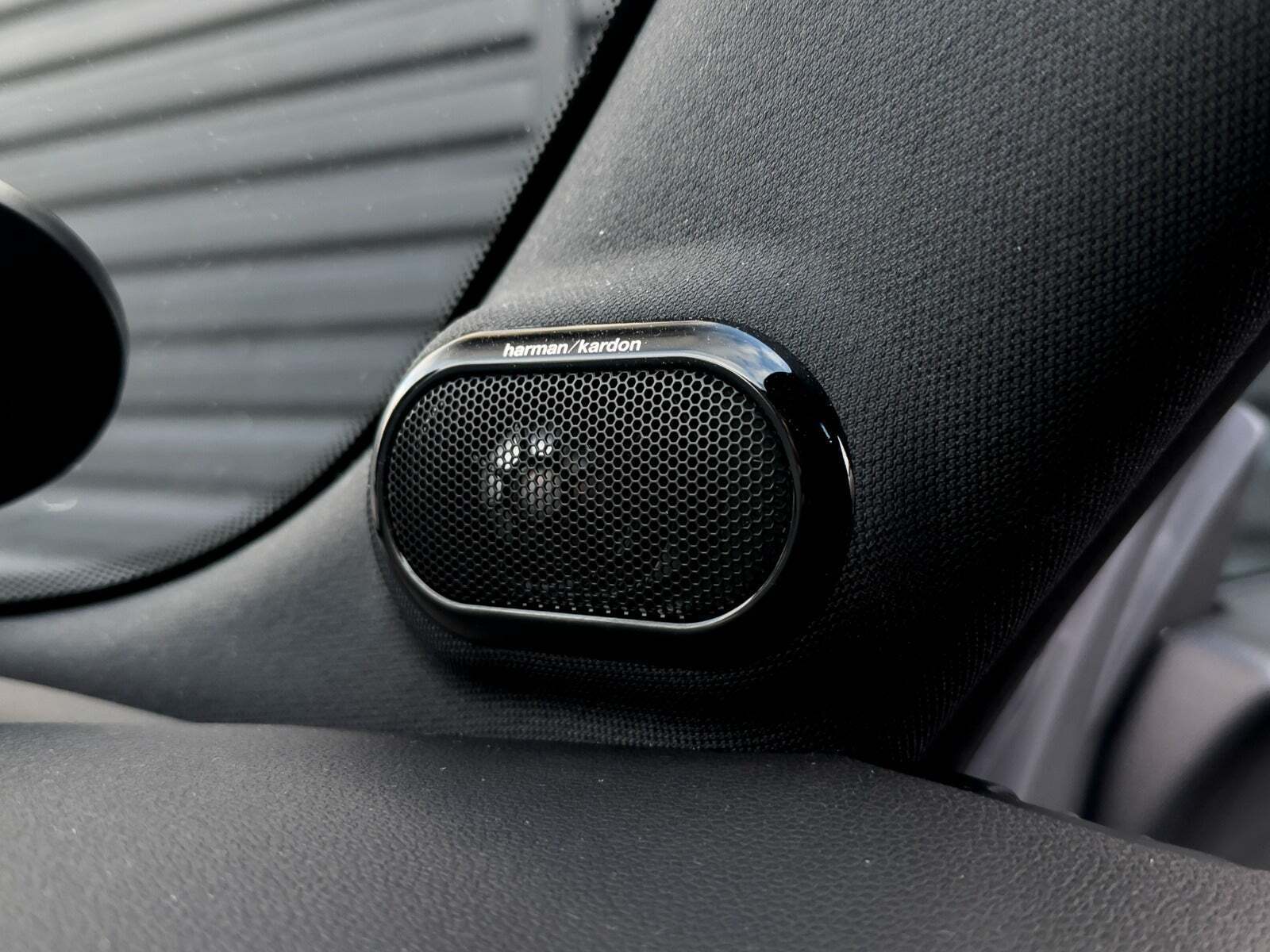 Sort Mini Cooper SE fra 2023