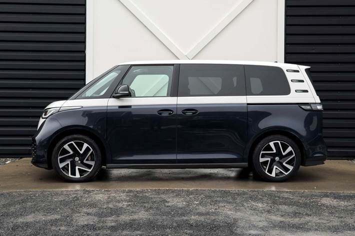 Blå VW ID.Buzz fra 2023