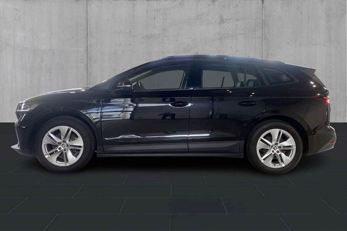 Sort Skoda Enyaq fra 2022