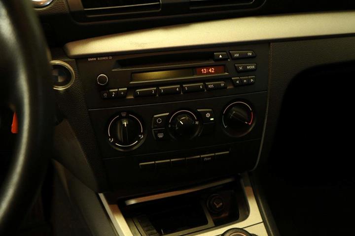 Grøn BMW 118i fra 2008
