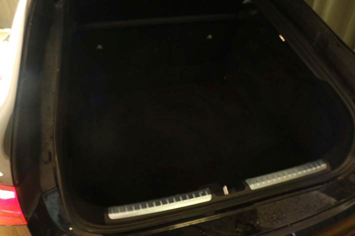 Grøn Mercedes EQS450+ fra 2022