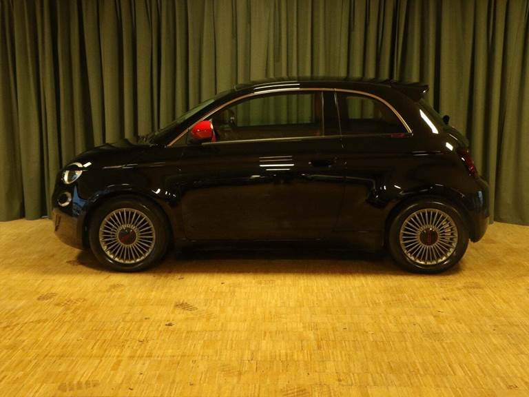 Fiat 500e 24 (RED)