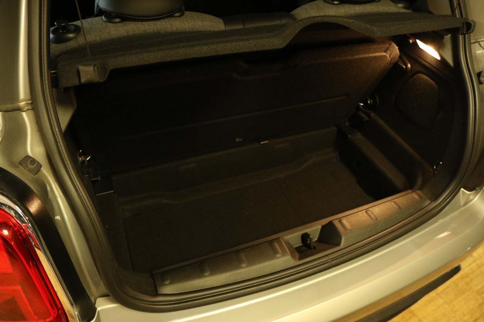 Grå Mini Cooper SE fra 2023