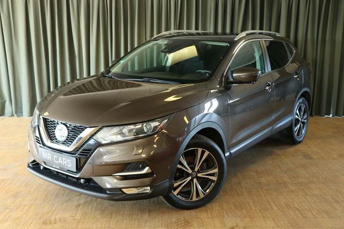 Grøn Nissan Qashqai fra 2018 set udefra