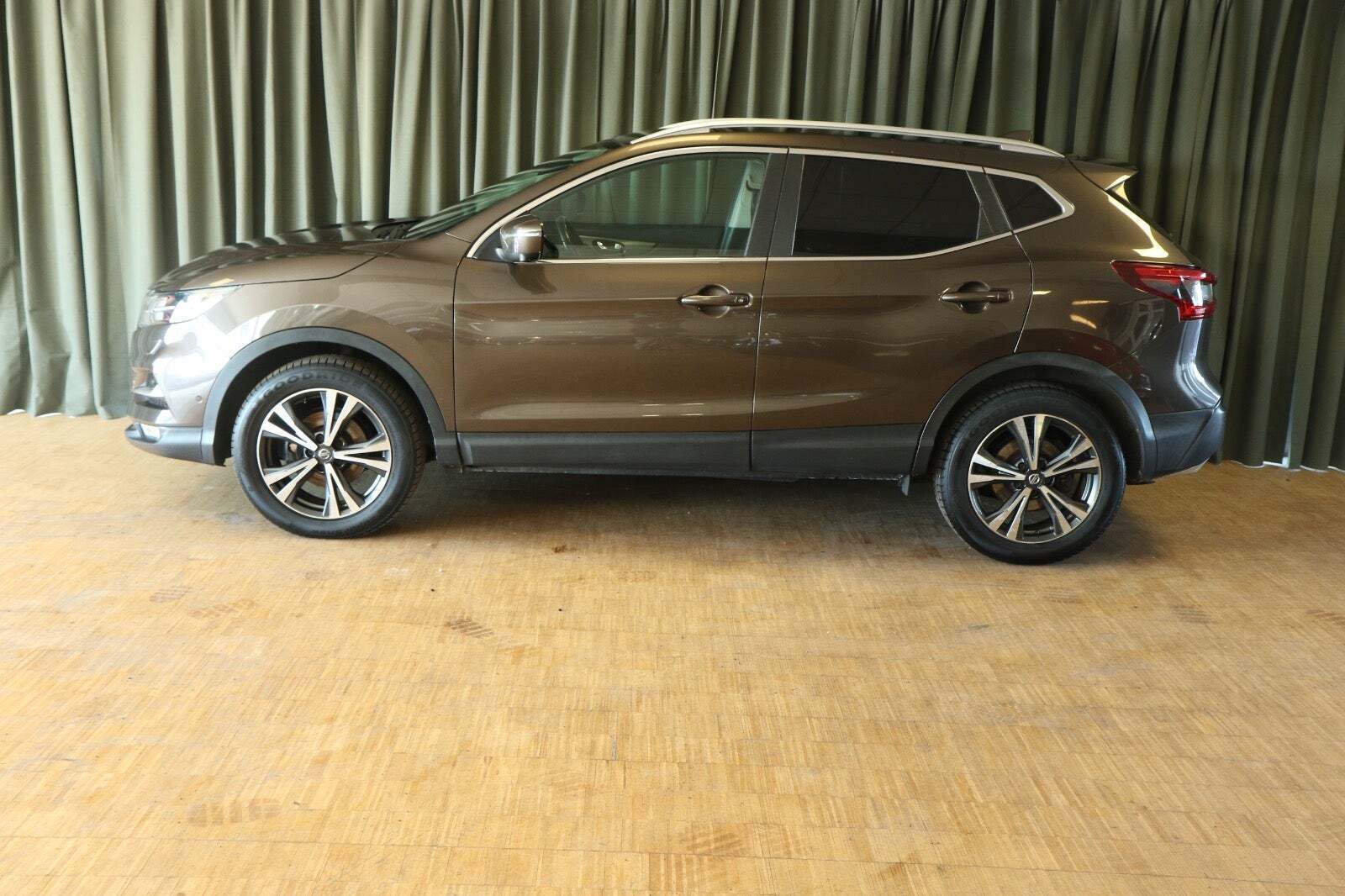 Nissan Qashqai 1,2 Dig-T 115 N-Connecta Vision