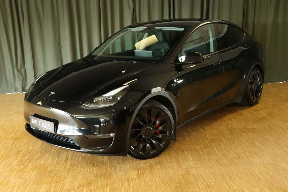Tesla Model Y Performance AWD
