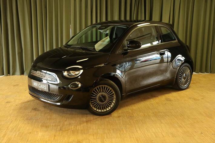 Sort Fiat 500e fra 2022 set udefra