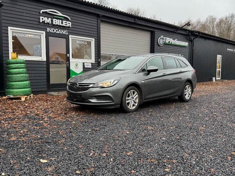 Opel Astra 1,6 CDTi 136 Dynamic Sports Tourer