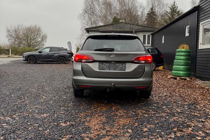 undefined Opel Astra fra 2019