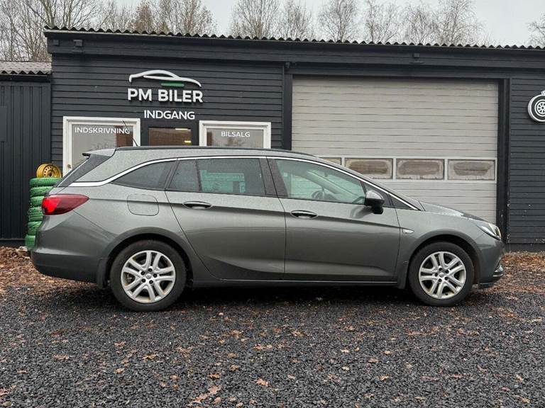 Opel Astra 1,6 CDTi 136 Dynamic Sports Tourer