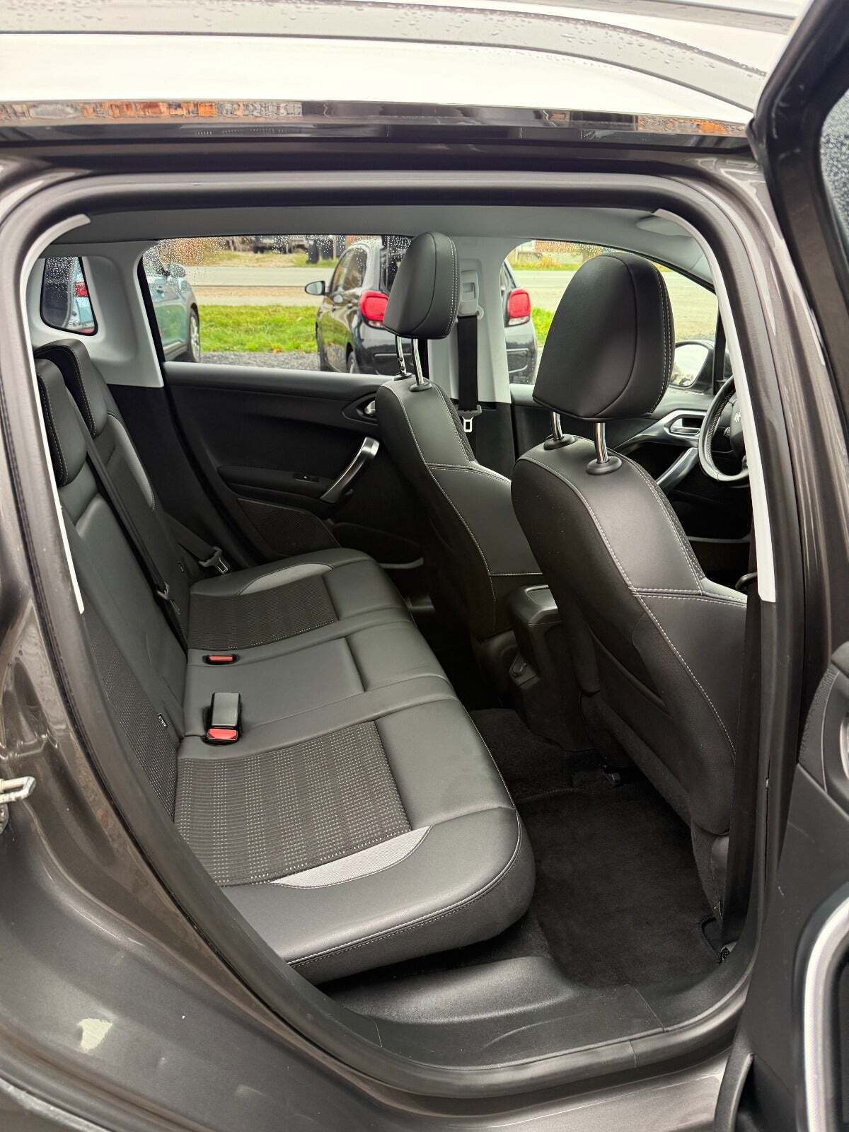 undefined Peugeot 2008 fra 2018