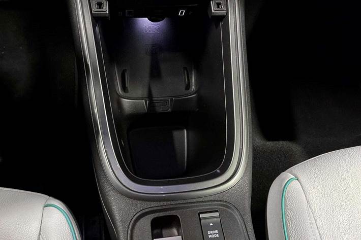 Grå Fiat 600e fra 2024