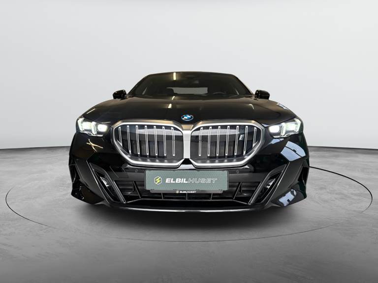 BMW i5 eDrive40 M-Sport