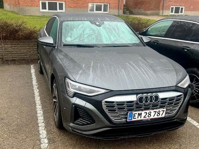 Audi Q8 e-tron 55 S-line Sportback quattro