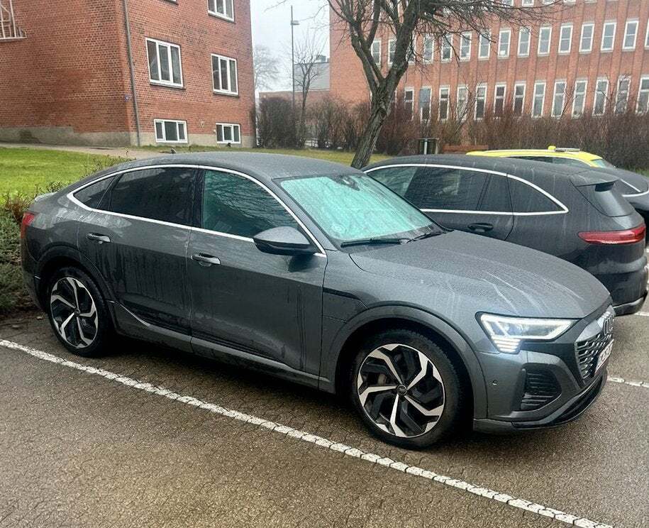 Audi Q8 e-tron 55 S-line Sportback quattro