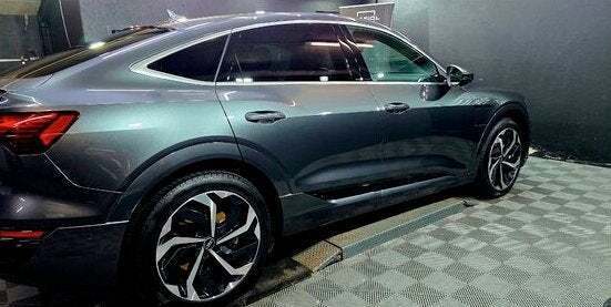 Audi Q8 e-tron 55 S-line Sportback quattro