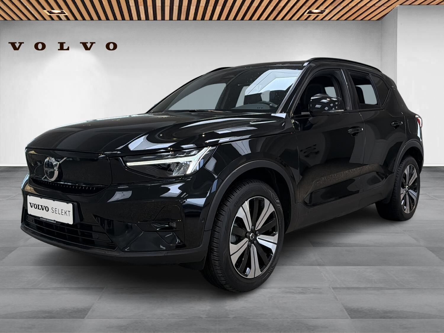 Sort Volvo XC40 fra 2023