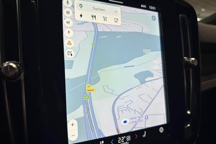 Sort Volvo XC40 fra 2023