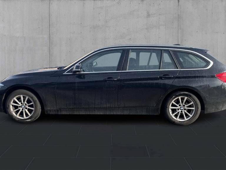 BMW 320d 2,0 Touring Advantage aut.
